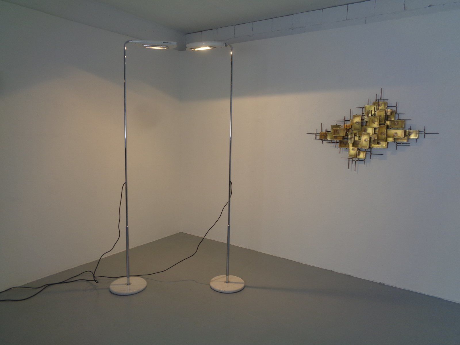 Mezzaluna Floor Lamps By Bruno Gecchelin For Skipper Pollux, 1970s, Set Of 2 photo Lighting