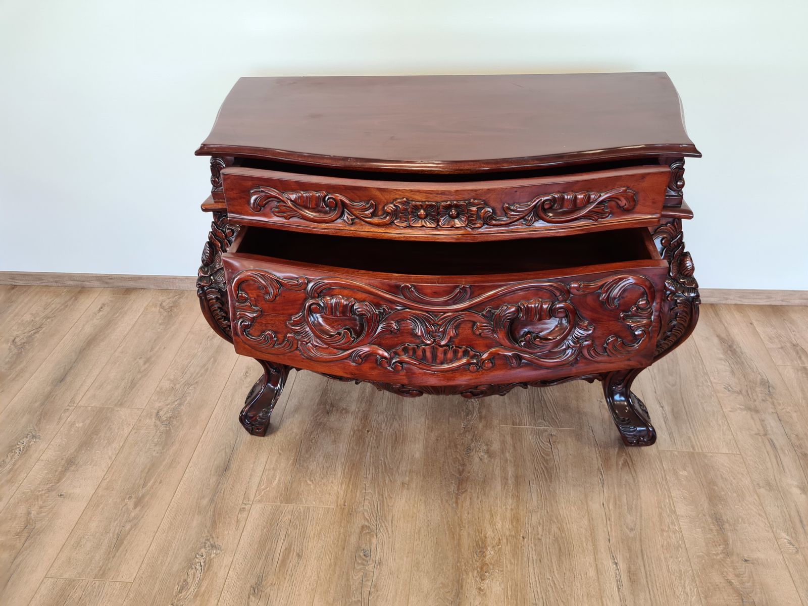 Beautiful Baroque Chest Of Drawers photo vinterior