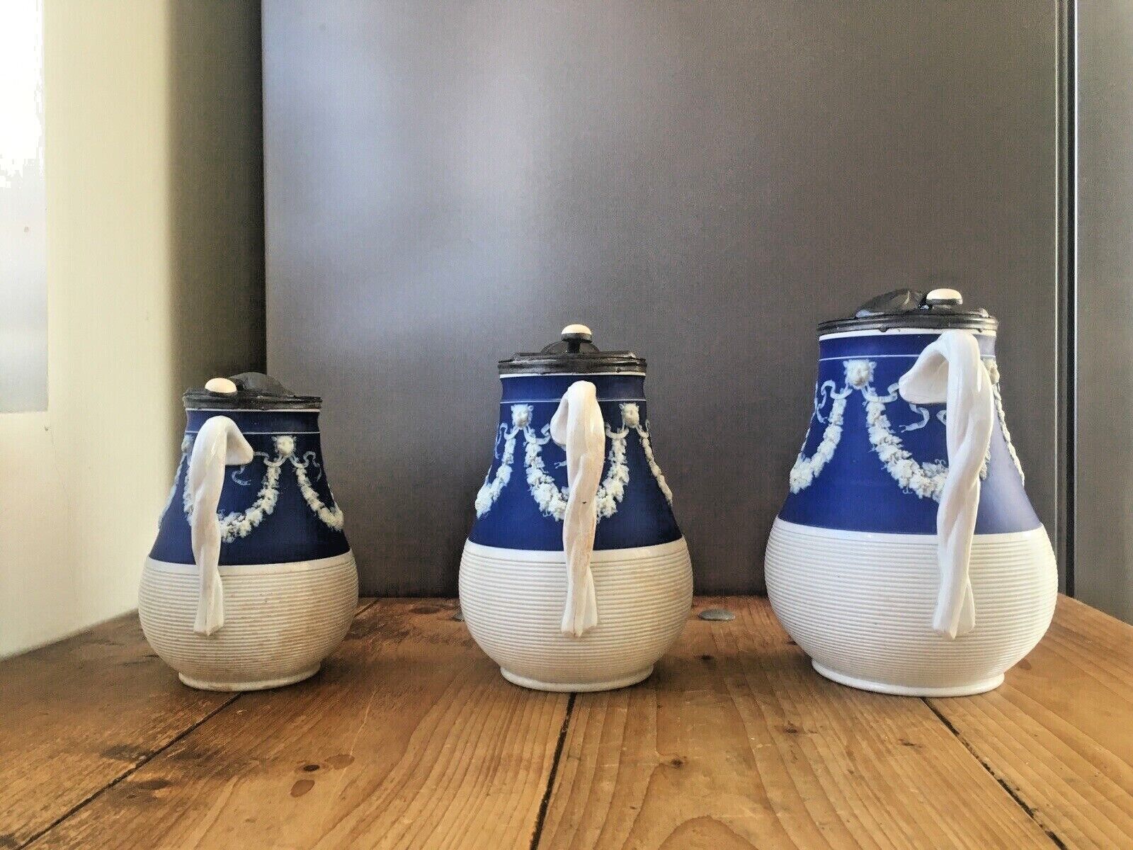 Graduated Set Of Cobalt Jasperware Ribbed Lion Pewter Water Jugs Dudson Wedgwood photo vinterior