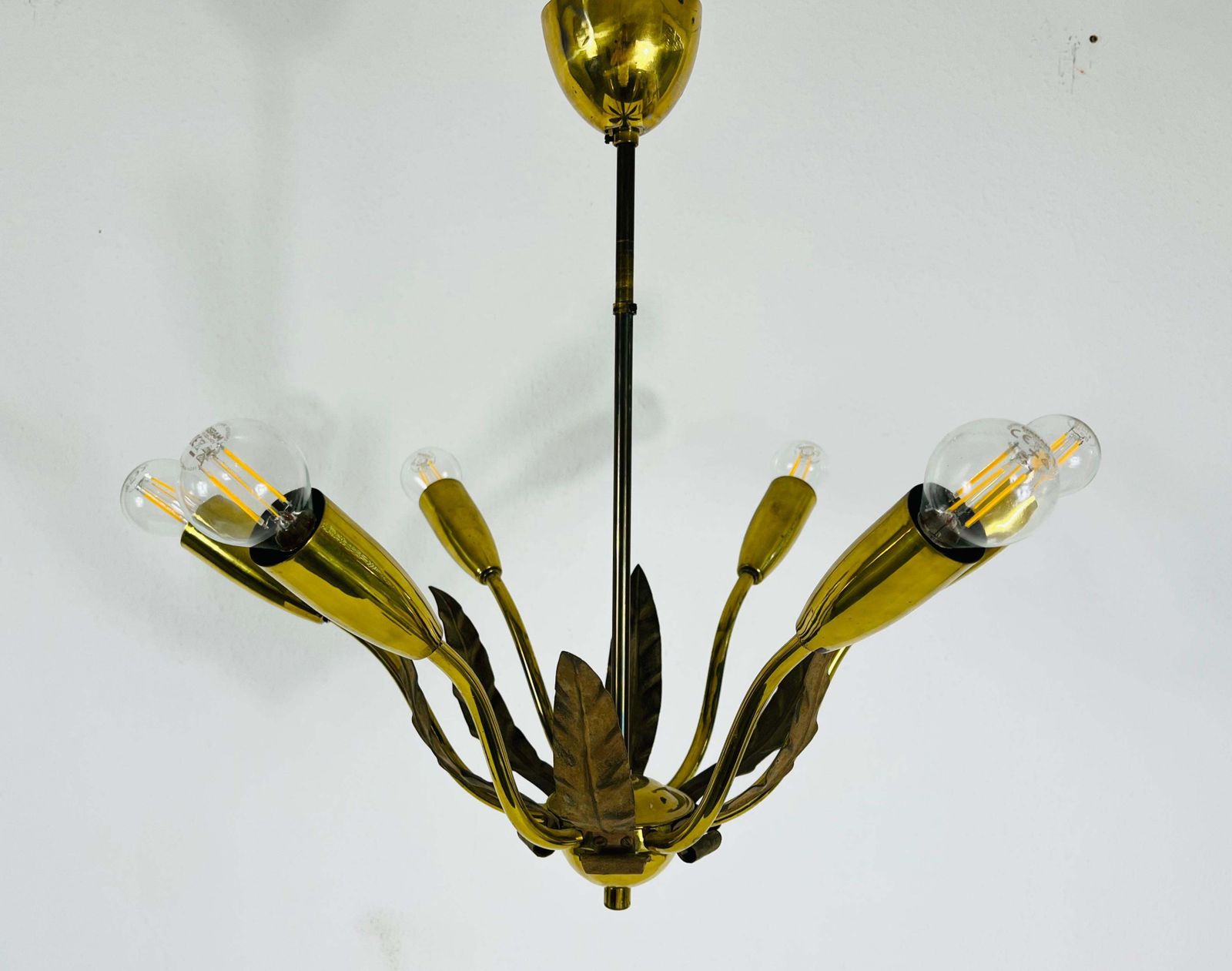 Midcentury Brass 8 Arm Sputnik Chandelier By Vereinigte Werkstätte, 1960s photo Lighting