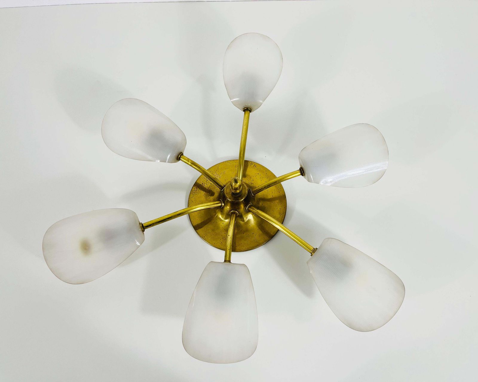 Italian Midcentury Brass 5 Arm Sputnik Chandelier, 1950s photo Lighting