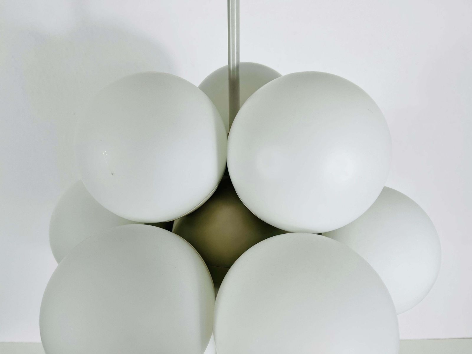 Atomic Kaiser Midcentury White 12  Arm Space Age Chandelier, 1960s, Germany photo vintage