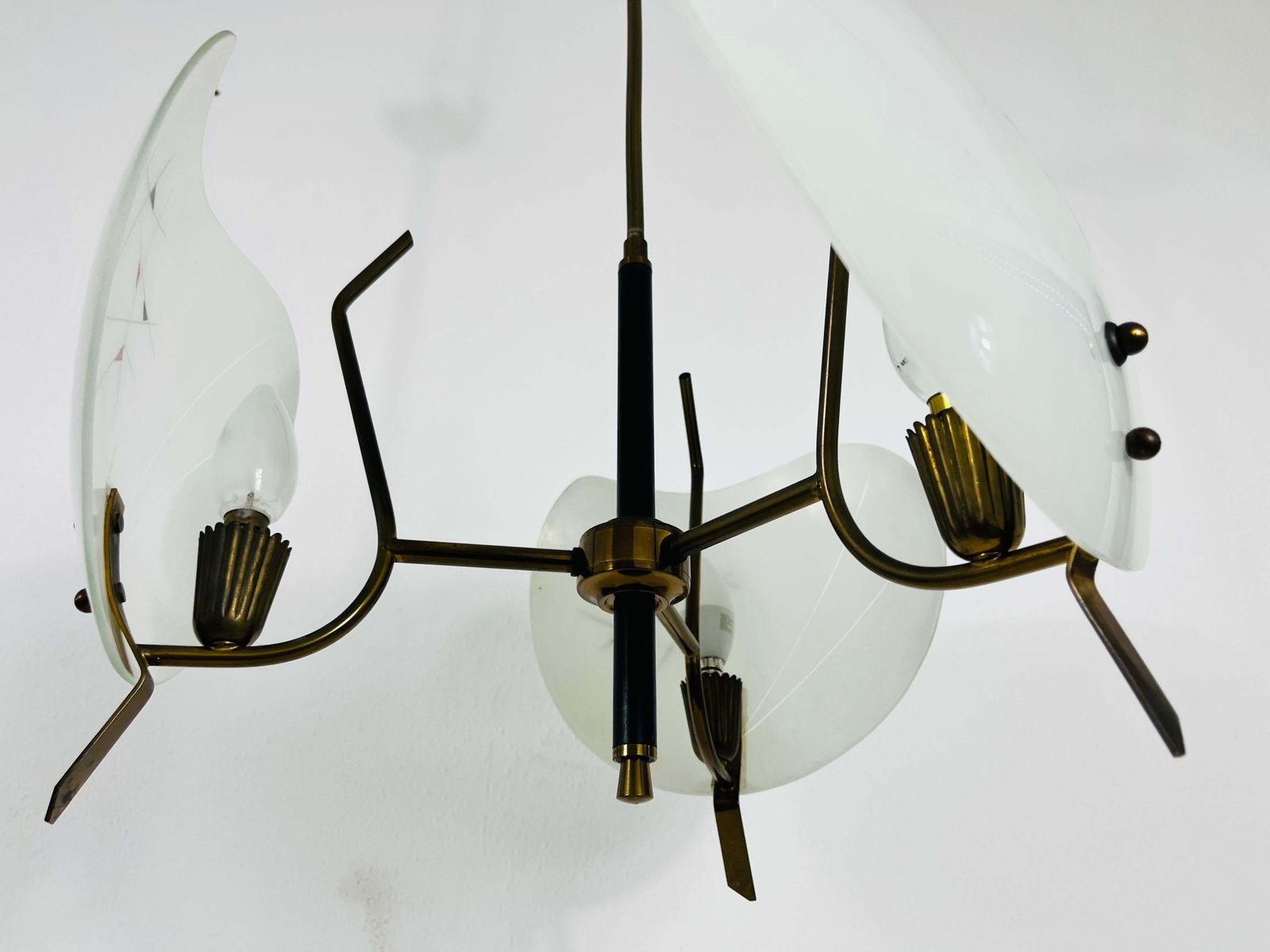 Italian Midcentury Brass And Glass 3 Arm Sputnik Chandelier, 1950s photo vintage