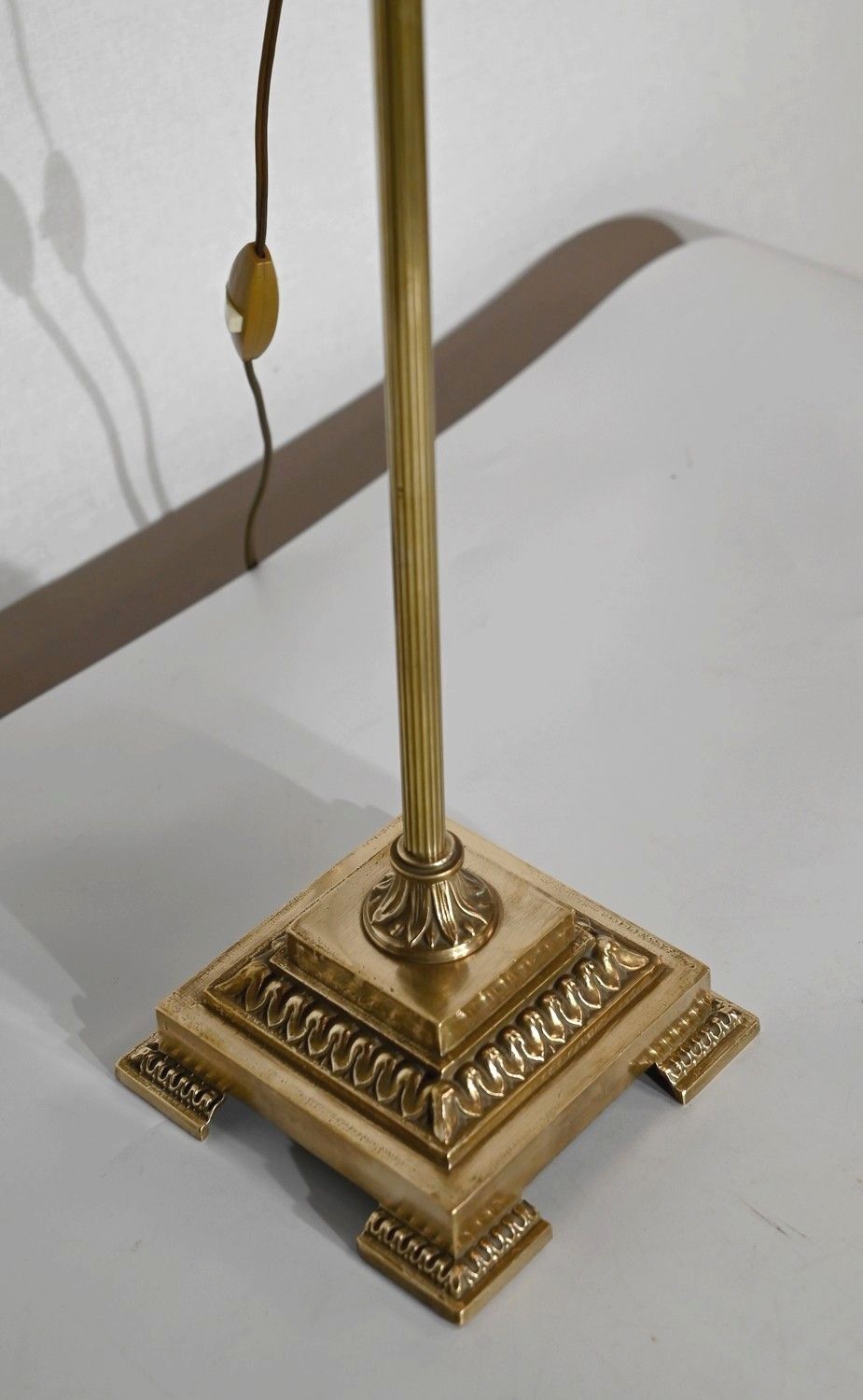 Small Tulip Lamp In Glass And Bronze, Adjustable, Art Deco – 1920 photo buy