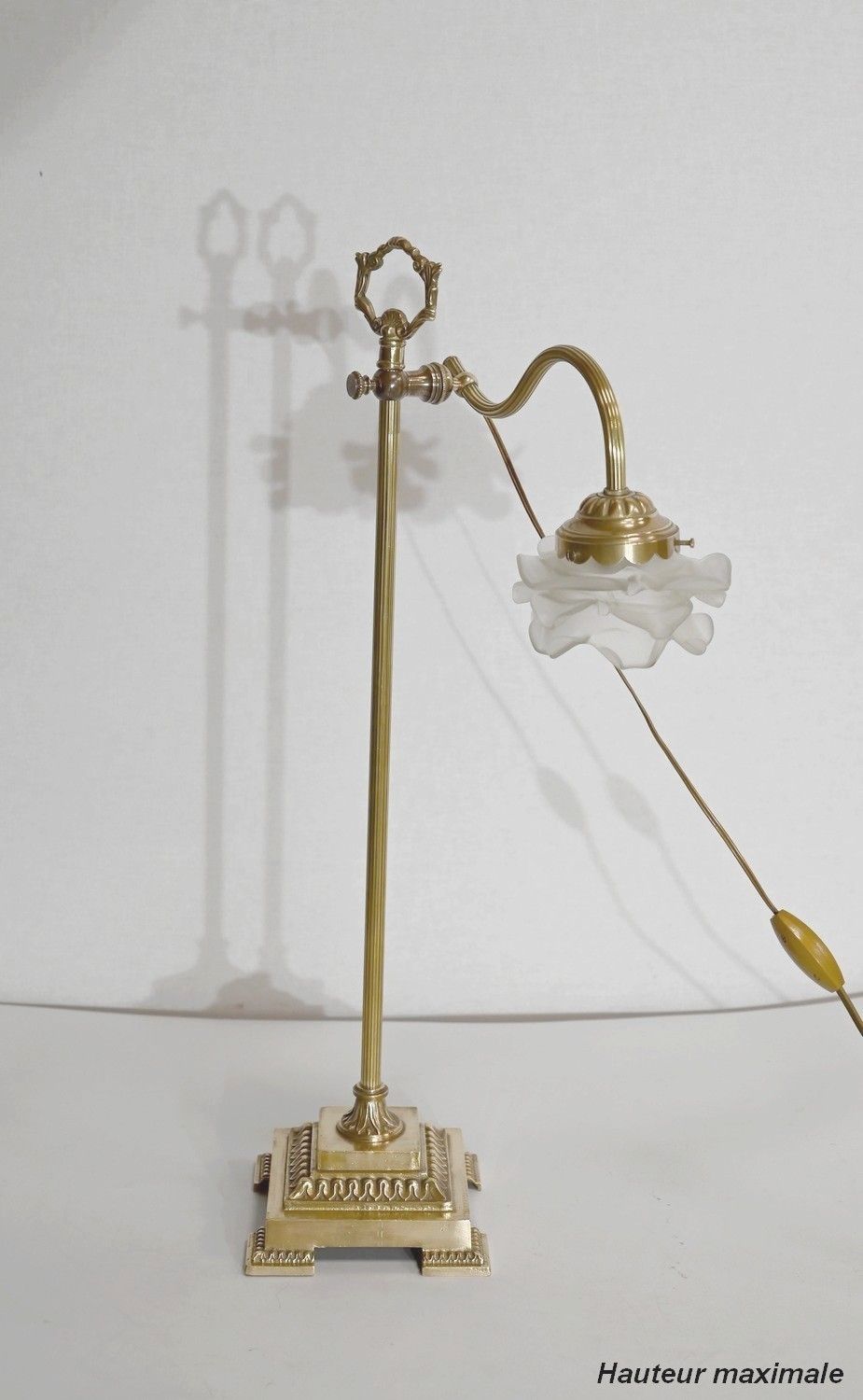 photo for sale Small Tulip Lamp In Glass And Bronze, Adjustable, Art Deco – 1920