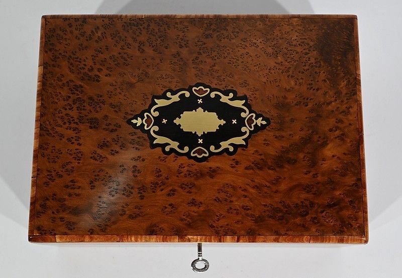 Jewelery Box In Thuya Burl, Napoleon III Period   Late 19th Century photo vinterior