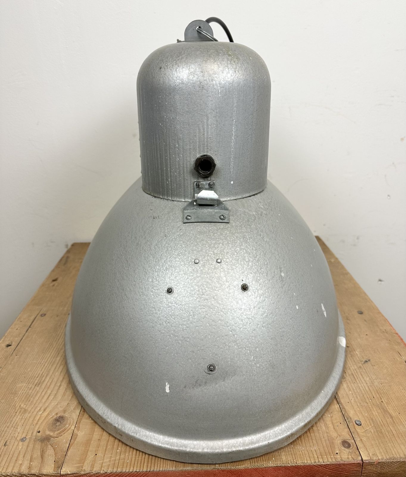 199.0 Large Oval Industrial Polish Factory Pendant Lamp From Predom Mesko, 1960s, 6x photo
