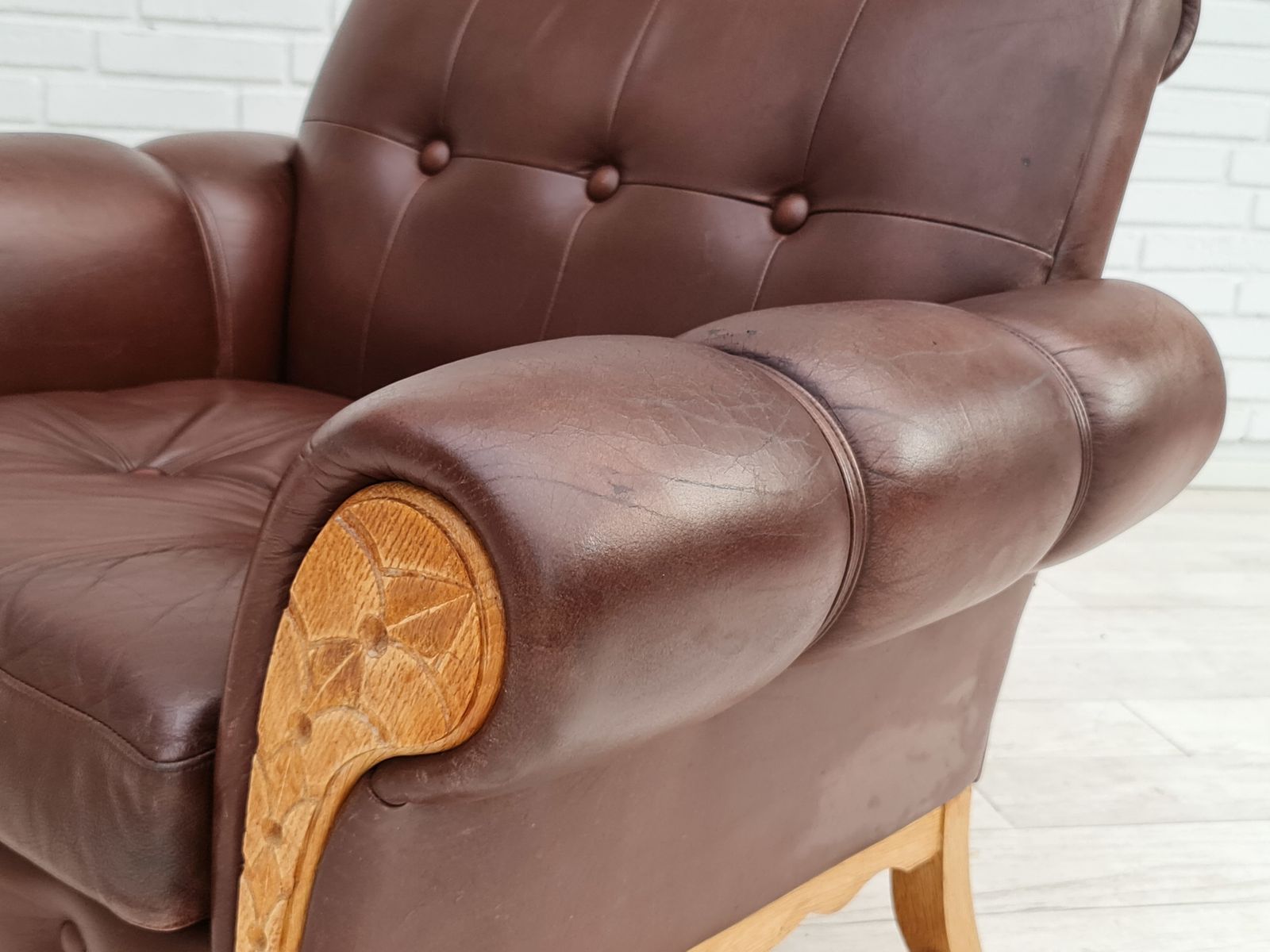 750.0 70s, Vintage Danish Armchair, Leather, Oak Wood photo