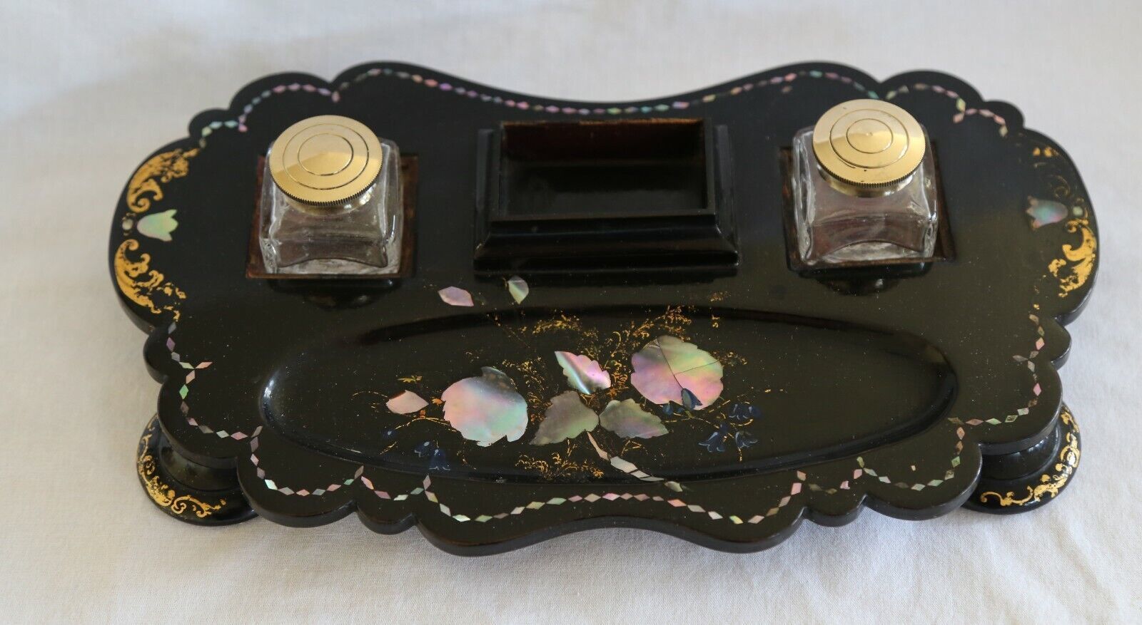Victorian Papier Mache Inkwell By Jennens & Bettridge   Mother Of Pearl Inlaid photo furniture