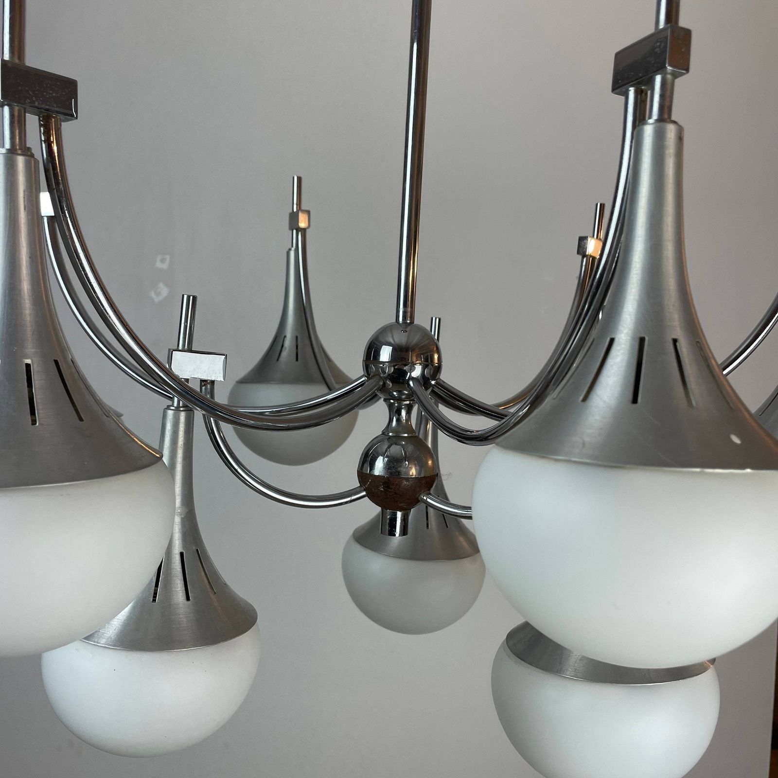 Vintage 1980s Italian 'Trumpet' Chandelier In The Style Of Gaetano Sciolari photo Lighting
