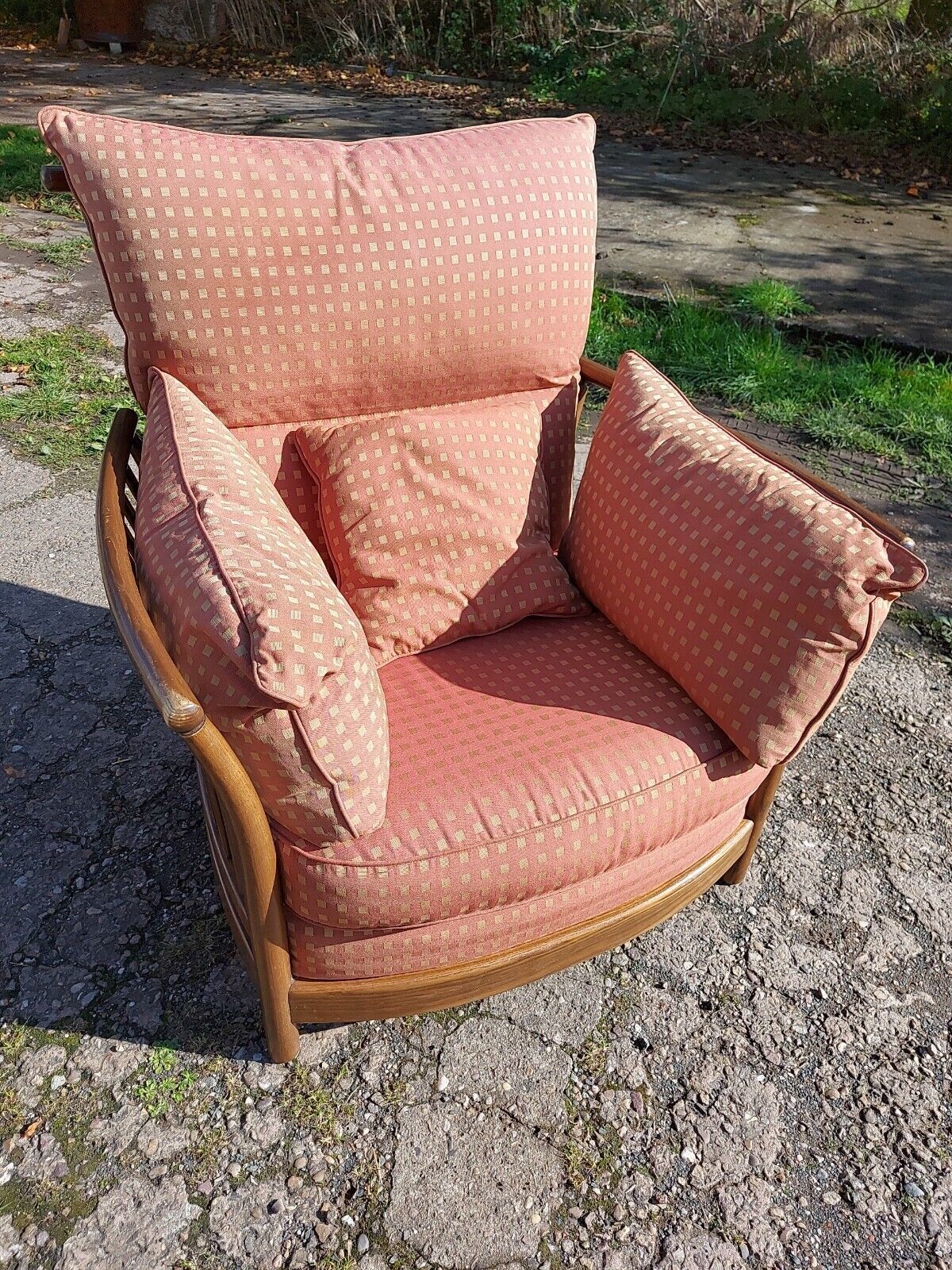 395.0 Ercol Renaissance High Spindle Back Armchair 2002 Medium Wood Tone photo