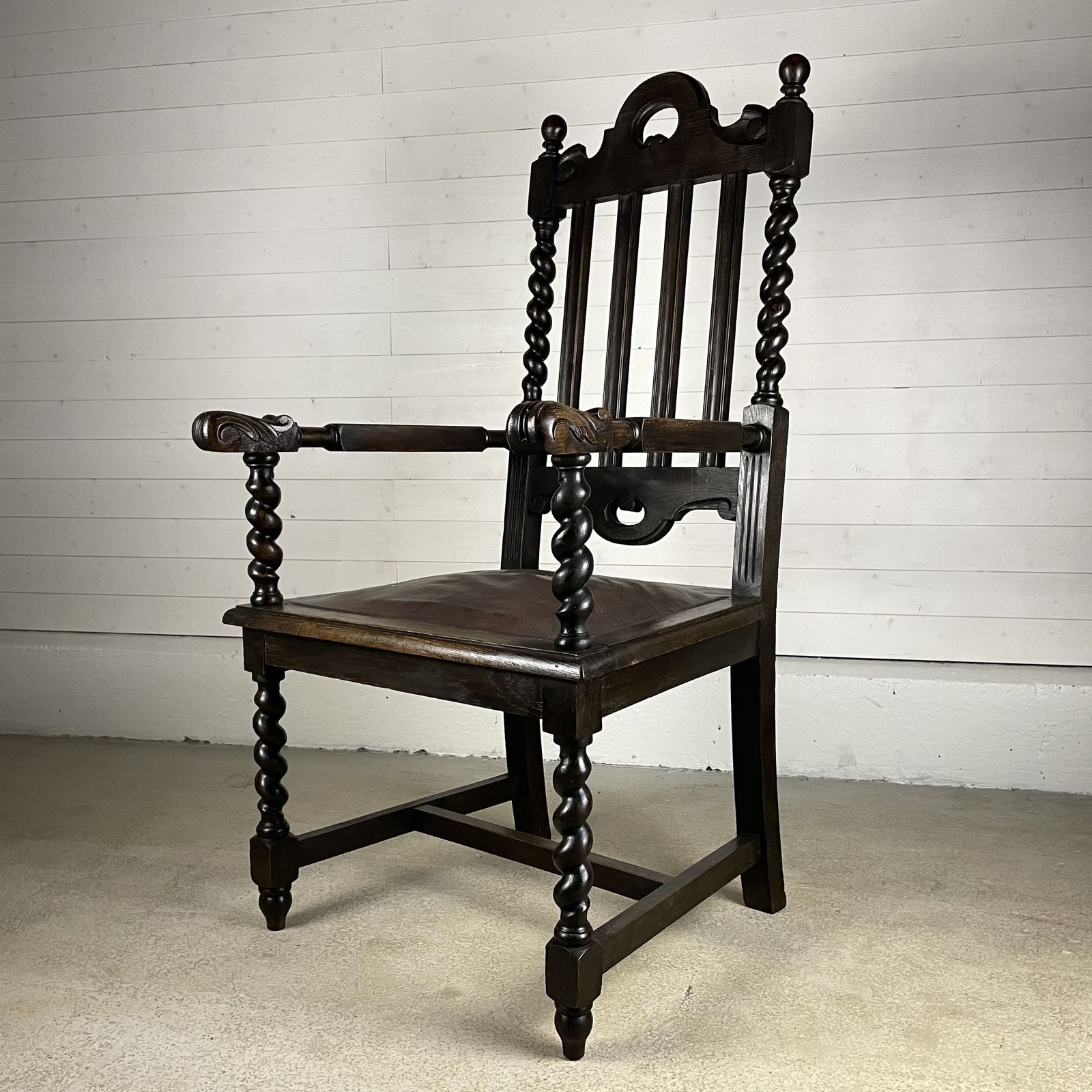 photo furniture Pair Of Large Antique Victorian Carved Oak Chairs