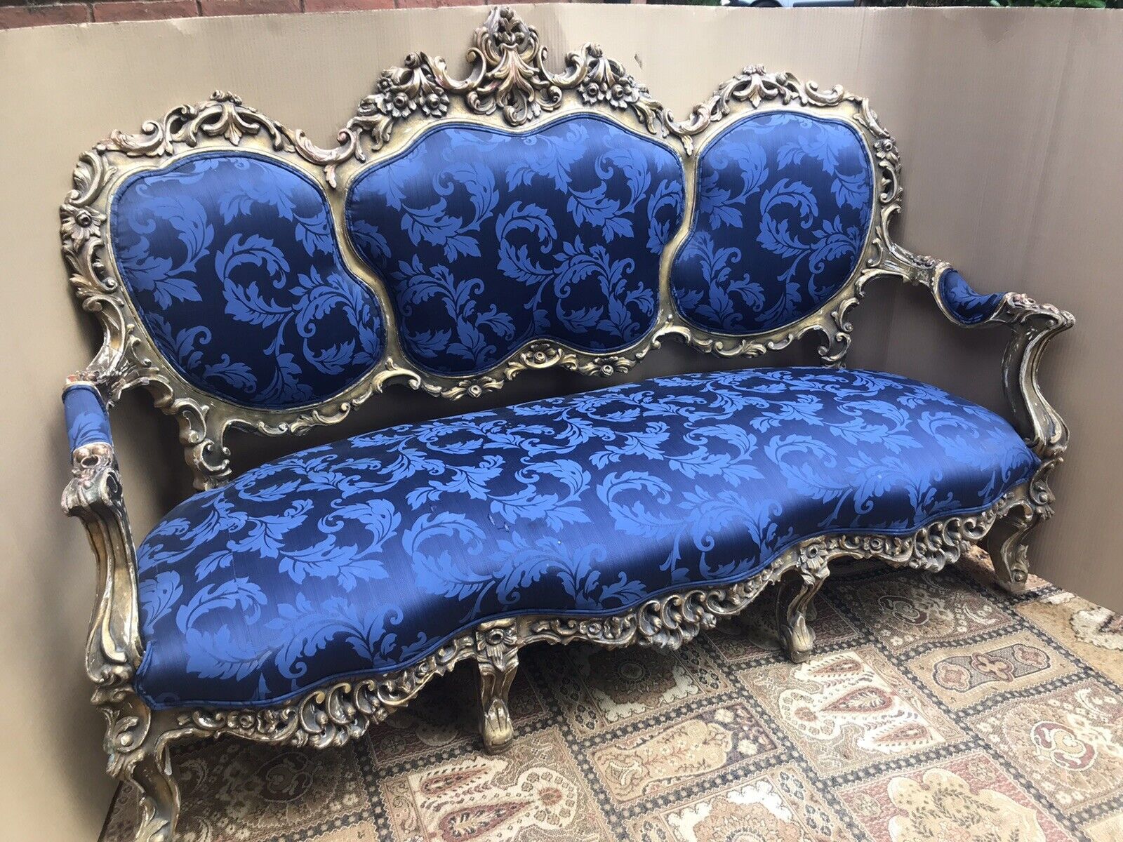 Fine Antique Chateau Blue Silk Demask & Carved Giltwood 3 Piece Boudoir Suite photo Furniture