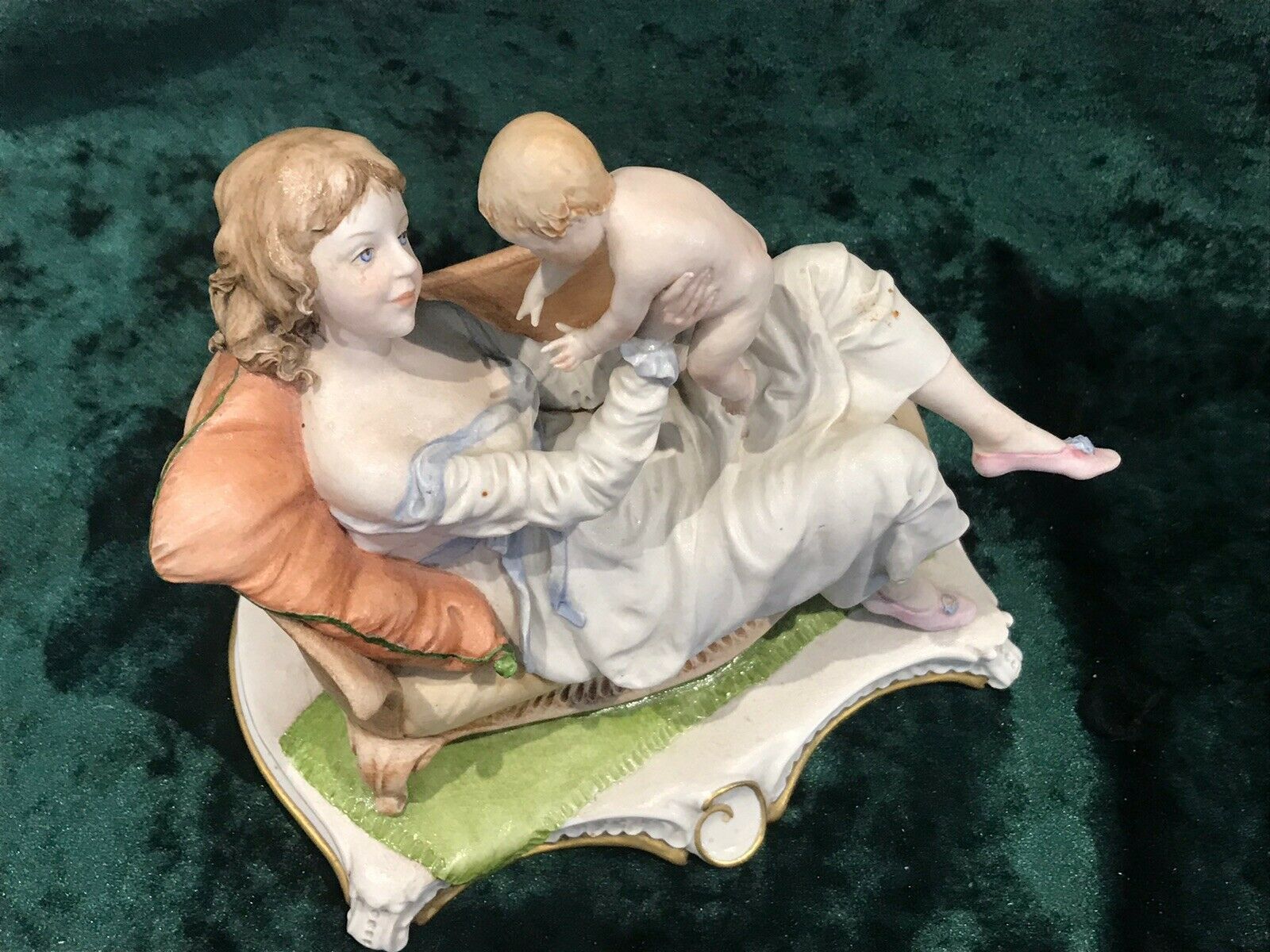photo furniture Fine Capodimonte Figurine Of Mother And Child Sculpture Signed Redwell