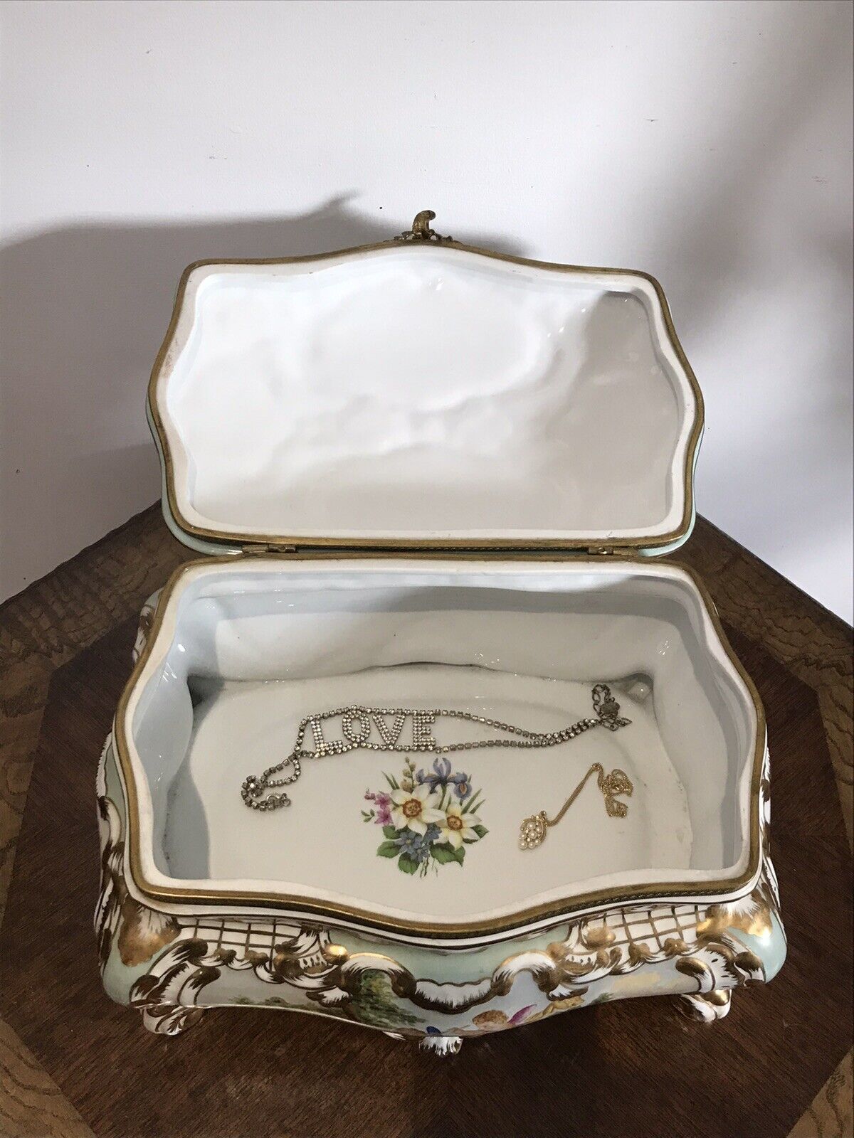 Stunning Object Of Virtue Marie Antoinette Sevres Style Porcelain Trinket Casket photo vintage