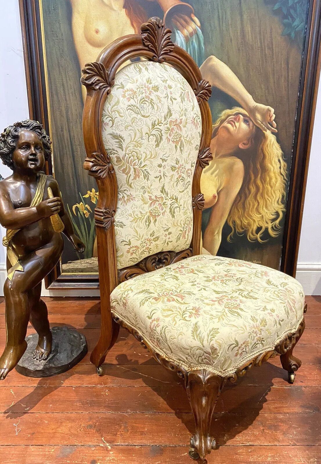 Queen Victoria Walnut Palace/ Boudoir Chair Adorned With Acanthus Leaves Motifs photo for sale