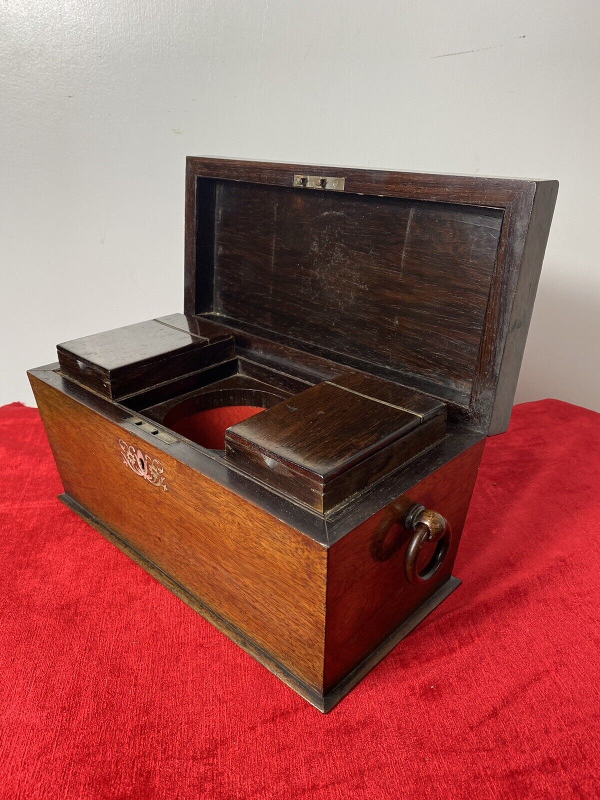 William Iiii Rosewood Sarcophagus Shaped Tea Caddy With Mother Of Pearl Inlay photo for sale