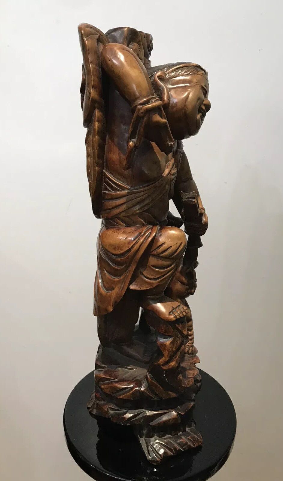 Late 19th Century Oriental Chinese Foo Man Sculpture Carved In Fruitwood photo 385.0