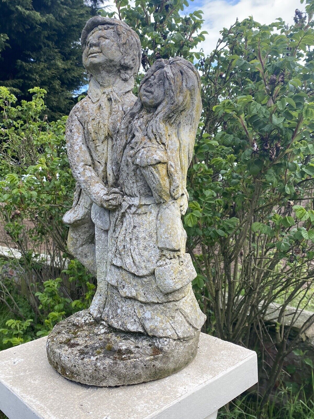 Vintage Jolly Farmer And His Wife Embracing Garden Statue photo 195.0