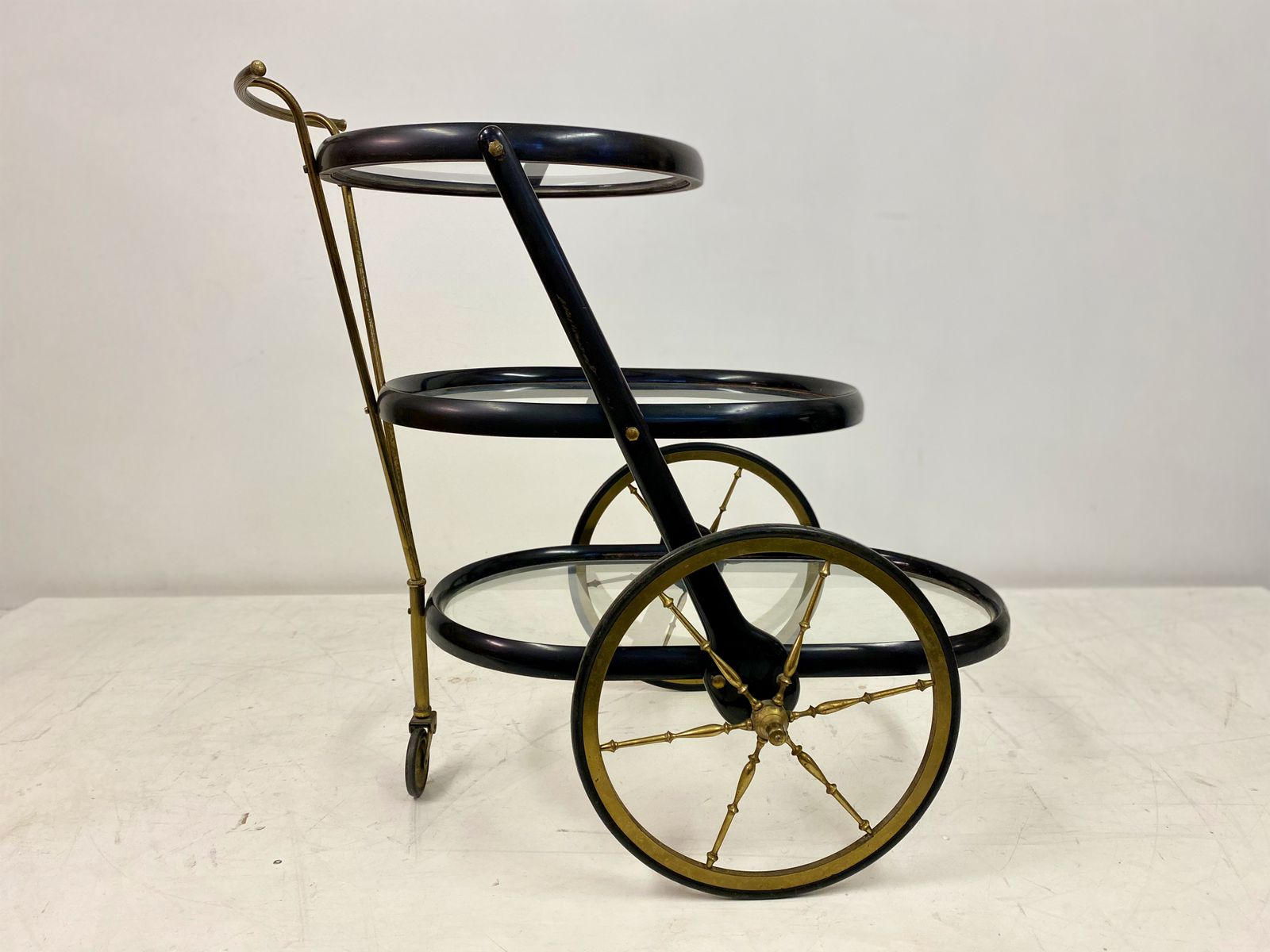 1950s Italian Lacquered Drinks Trolley Or Bar Cart photo vinterior
