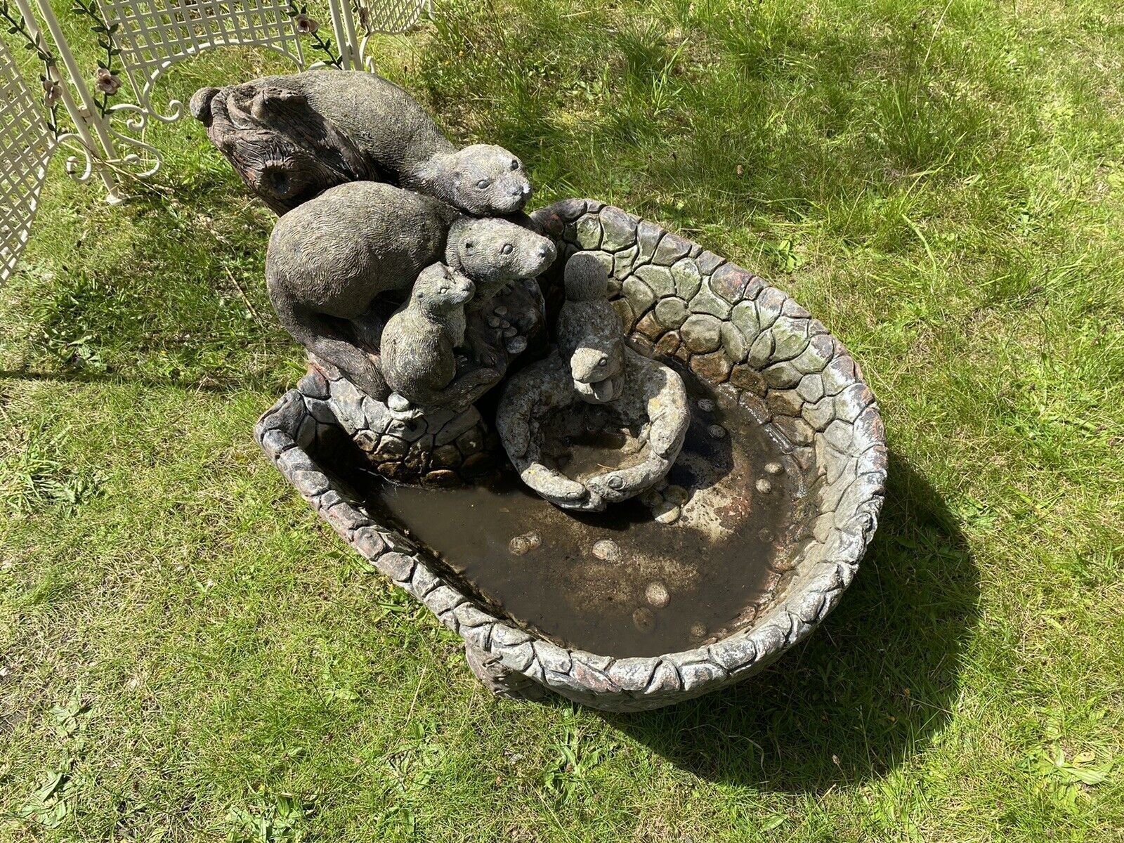Garden Decor Vintage Stoneware Otter Family Cove Cascading Mouths Waterfall Fountain photo