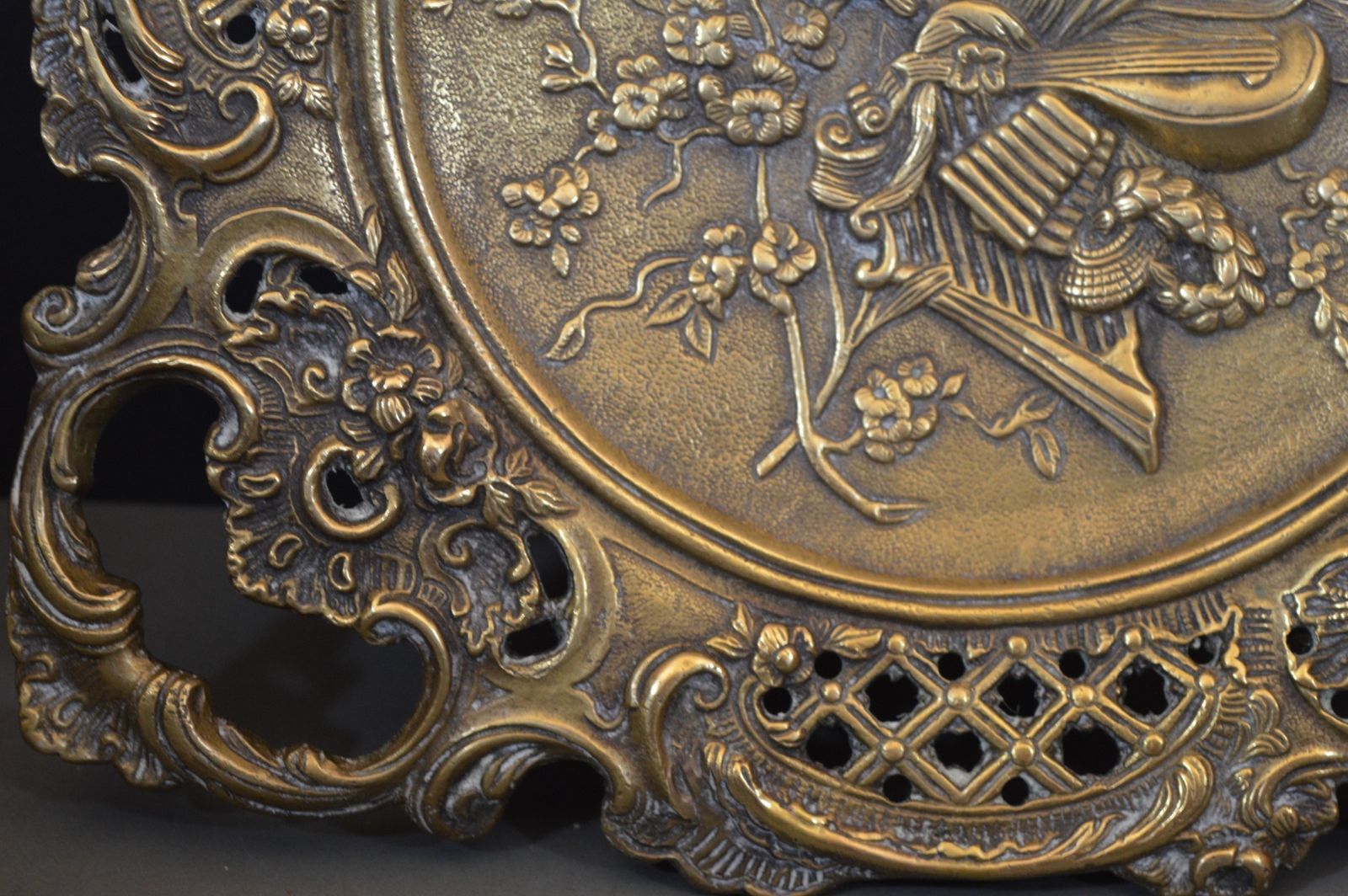 photo vintage Large (4 Kg ) Bronze Centre Piece/Decorative Plate,C1870