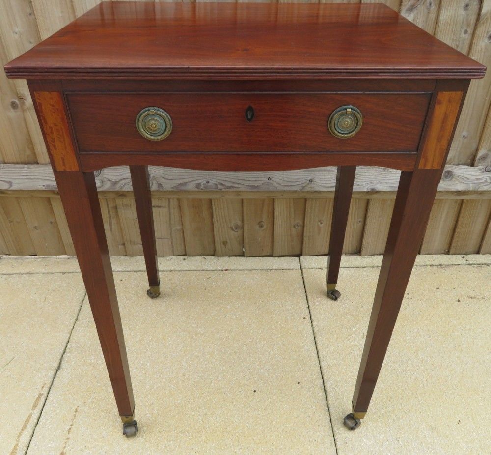 photo for sale A Very Elegant Early 19th Century Mahogany & Satinwood Inlaid Side Lamp Writing Table