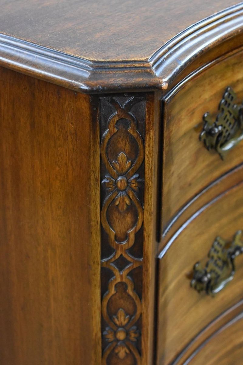 George III Style Waring And Gillow Mahogany Serpentine Fronted Chest Of Drawers photo Furniture