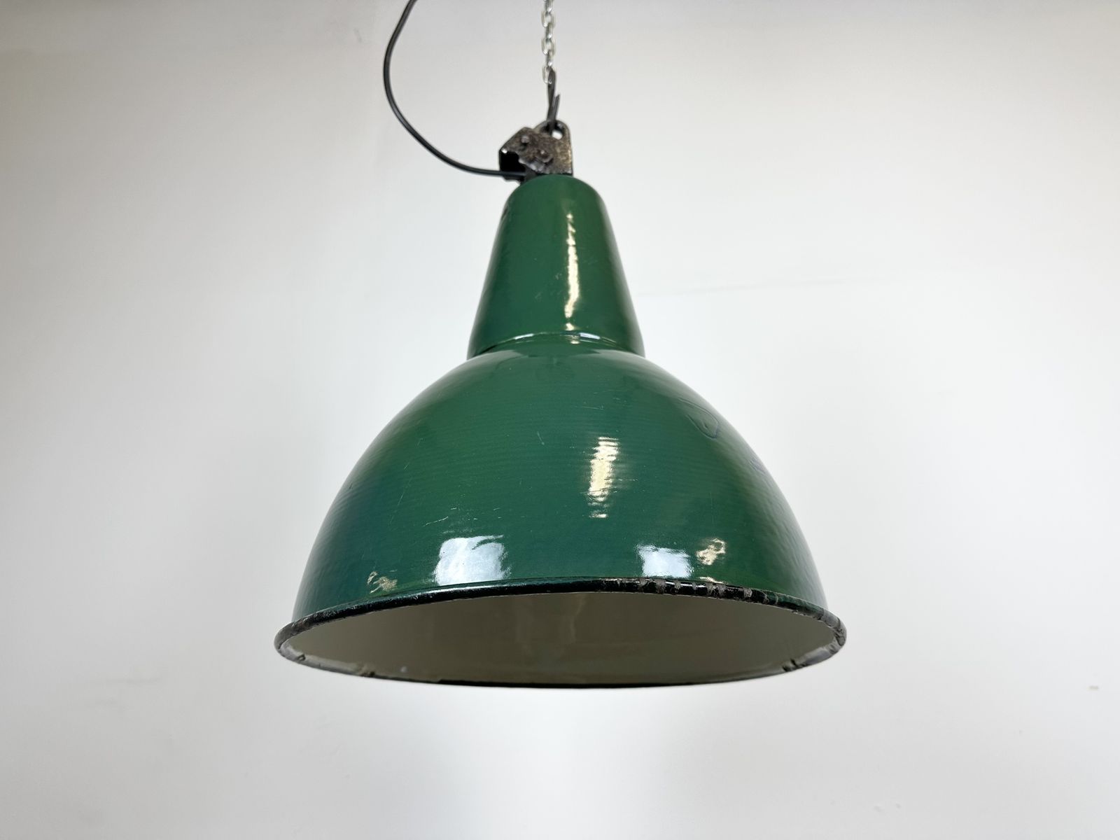 Industrial Green Enamel Factory Lamp With Cast Iron Top, 1960s photo buy