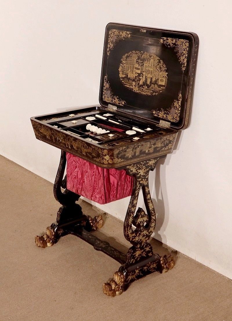 Worker In Blackened Wood With Asian Decoration, Napoleon III Period, Mid 19th Century
