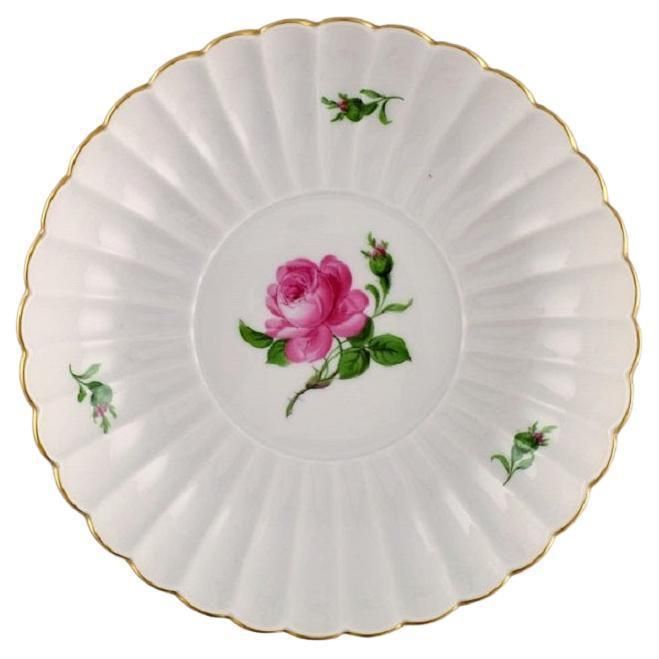 Round Meissen Pink Rose Bowl In Hand Painted Porcelain With Gold Edge