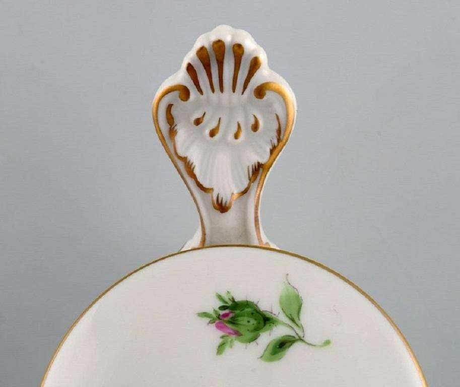 Small Meissen Pink Rose Lidded Tureen In Hand Painted Porcelain With Gold Edge photo 271.0
