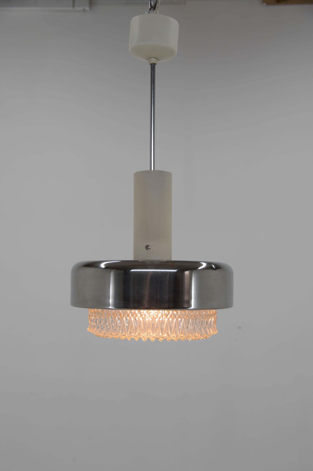 Mid Century Hanglamp Van Napako, Jaren 1970 photo for sale