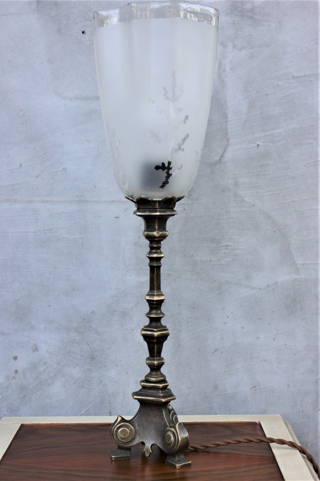 Vintage Brass Desk Lamp Reading Light Table Lamp Art Deco Library Lamp Banker Light photo Lighting
