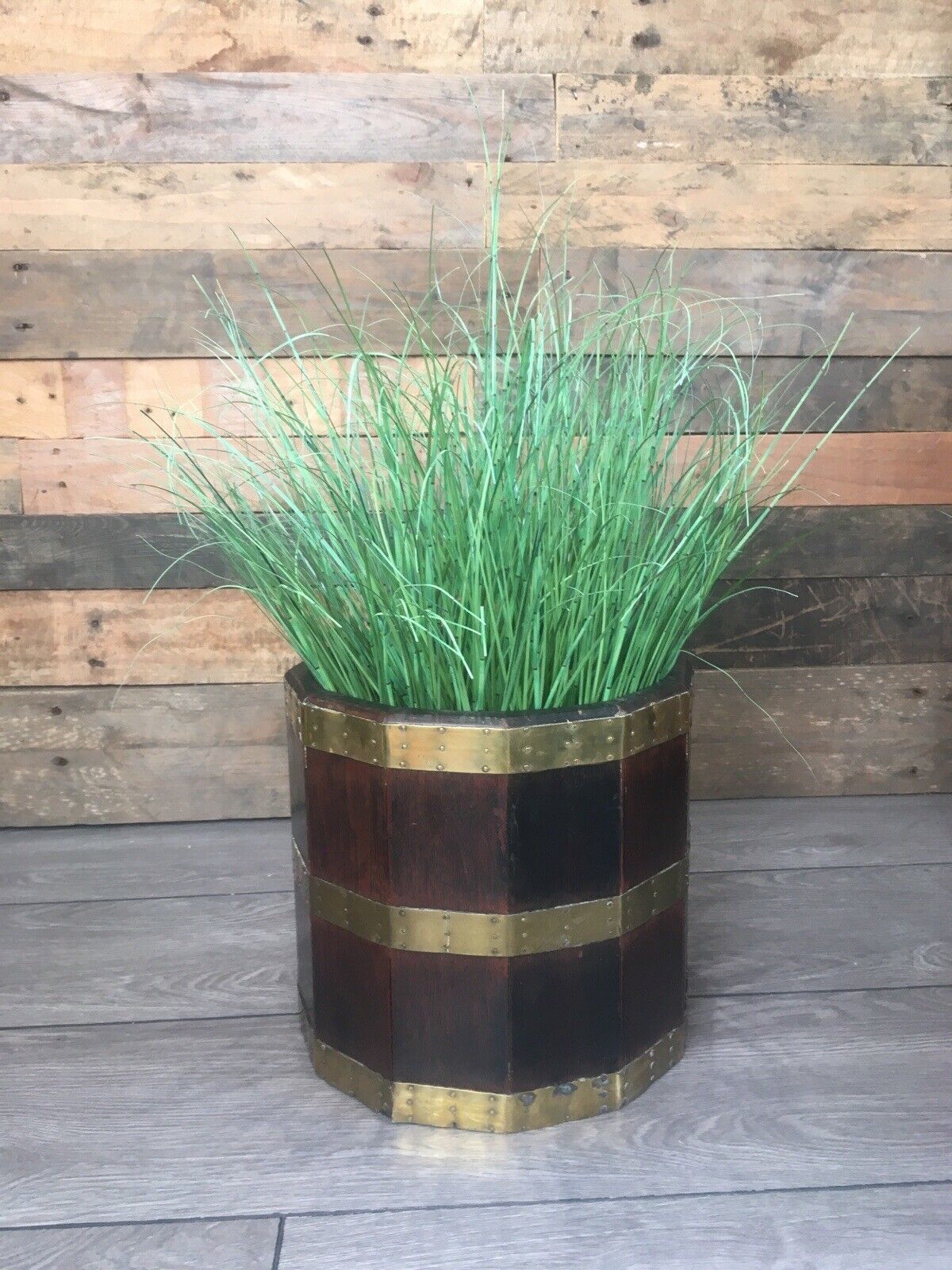 275.0 Antique 12 Sided Coopered Mahogany & Brass Barrel Planter Jardiniere Wine Cooler photo
