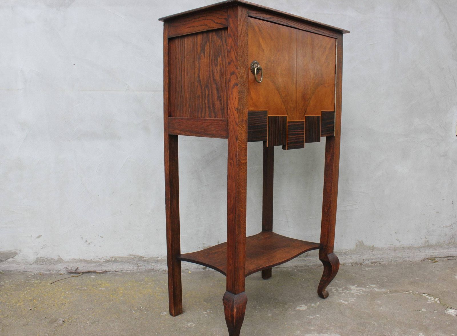 Antique Style Bedside Cabinet Victorian Storage Table Wooden Living Room Furniture Guest Room photo Furniture