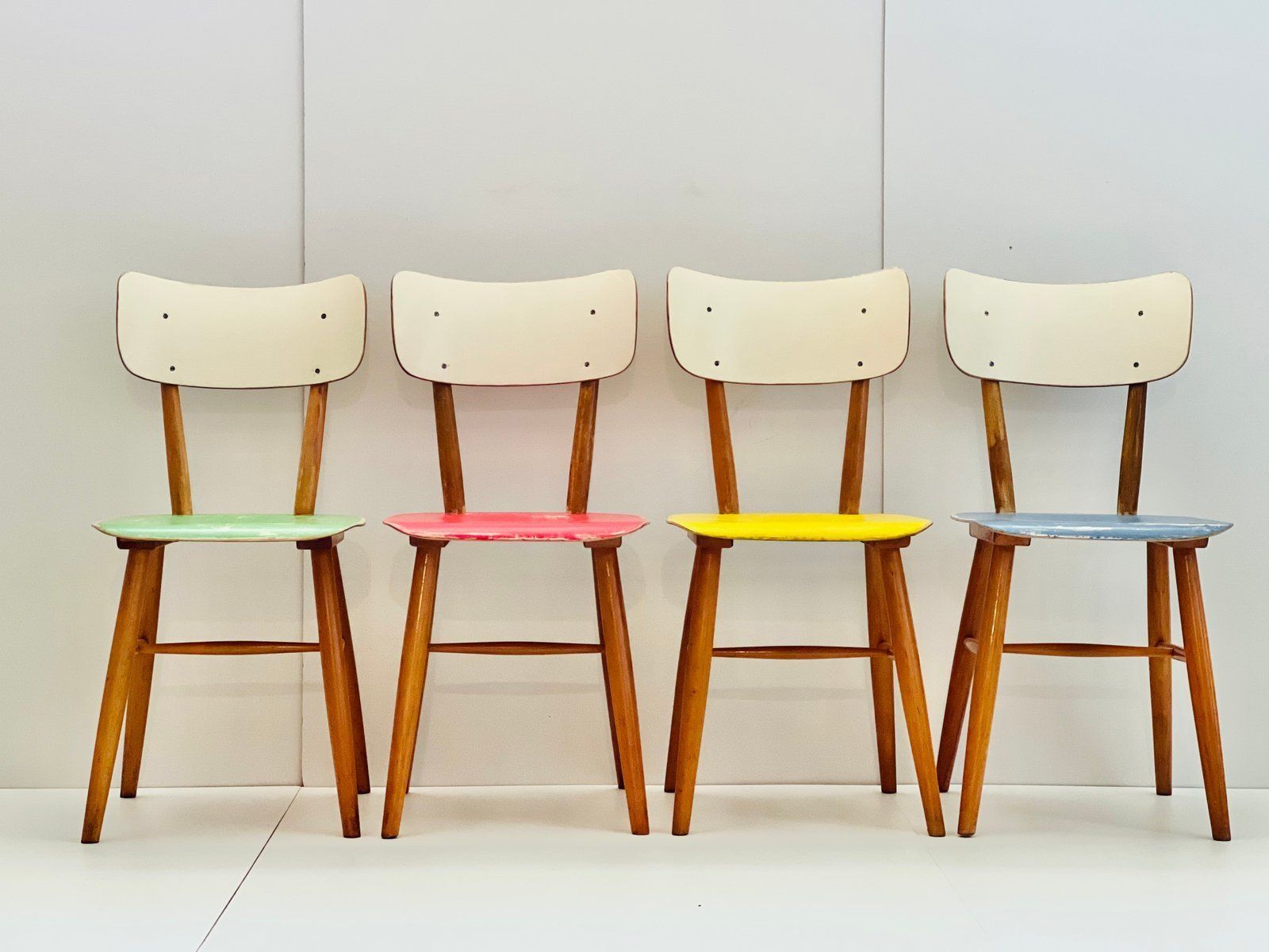 Eetkamerstoelen Van Ton, Ca. Jaren 1960, Set Van 4 photo for sale