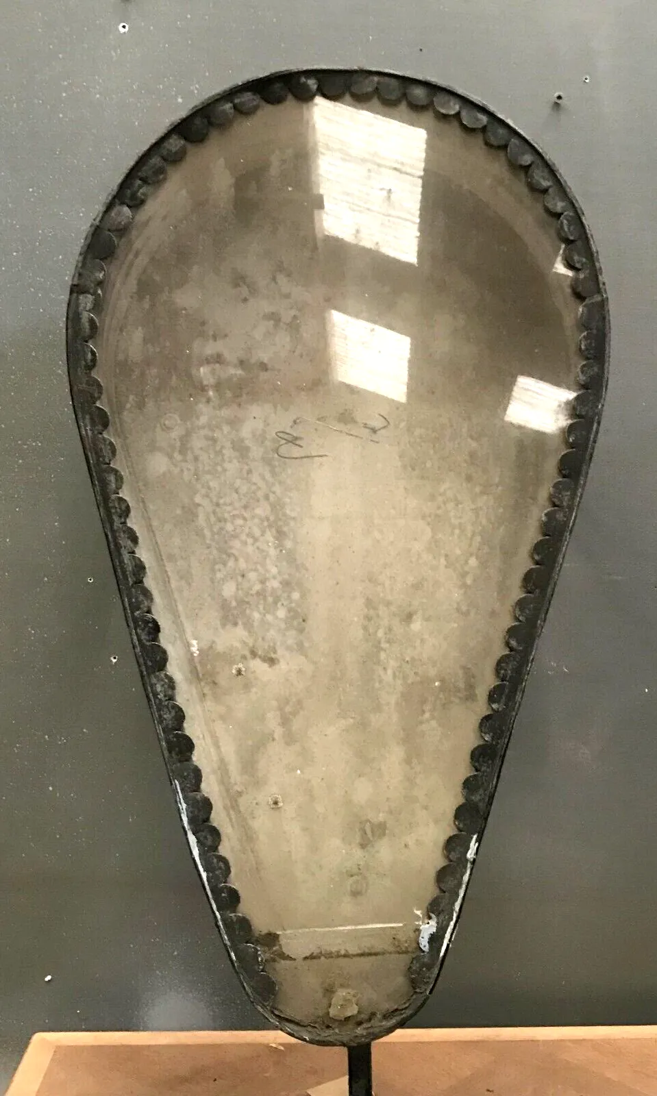 Showcase In Zinc And Glass Door