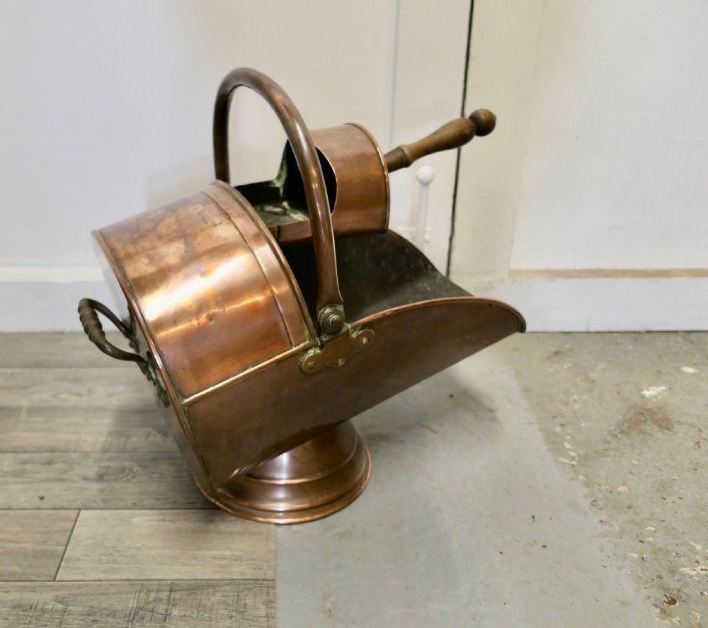 Superb Quality Arts And Crafts Copper Helmet Coal Scuttle