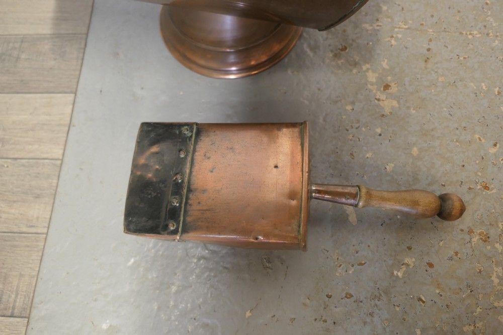 Superb Quality Arts And Crafts Copper Helmet Coal Scuttle photo 690.0