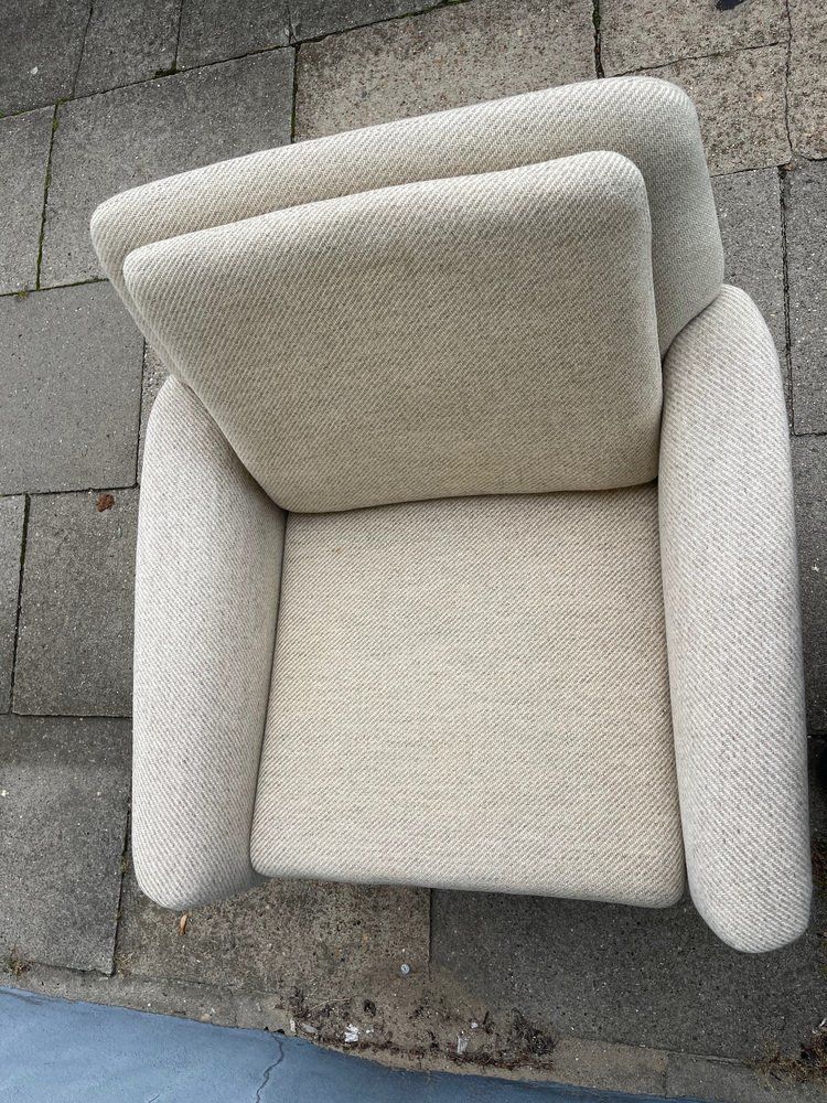 Vintage Armchair In Off White Wool By Folke Ohlsson For Fritz Hansen, 1960s photo vinterior