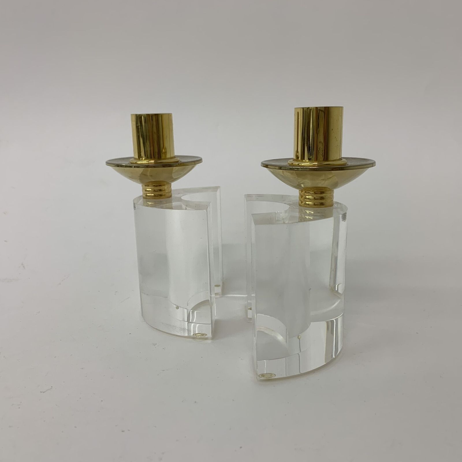 photo vintage Set Van 2 Lucite Kandelaars, Ca. Jaren 1970