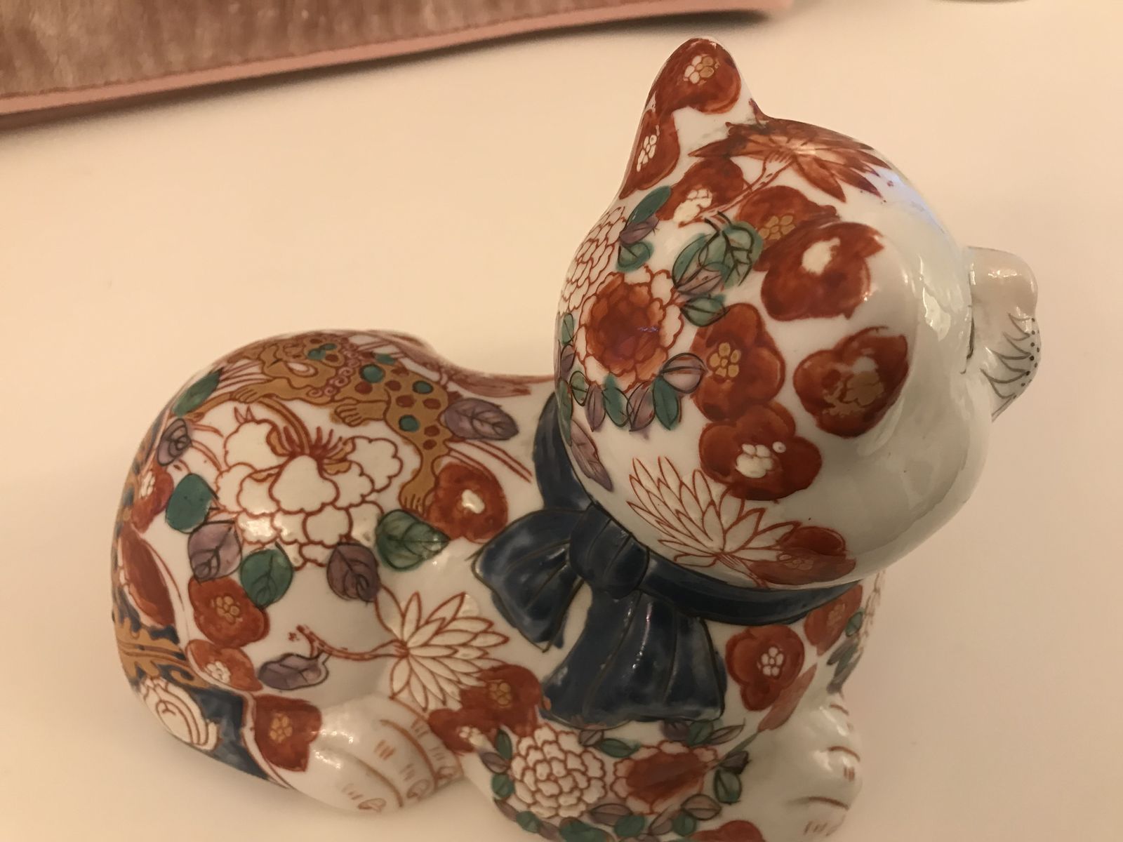Antique Japanese Hand Painted Imari Signed Porcelain Cat . photo vinterior