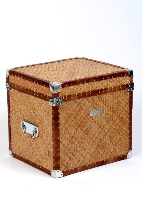 Side Table Trunk