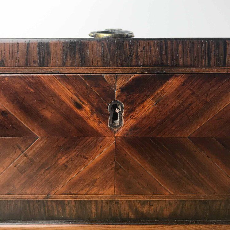 Antique Tea Caddy In Mahogany And Amboyna Veneer, C1800 photo for sale