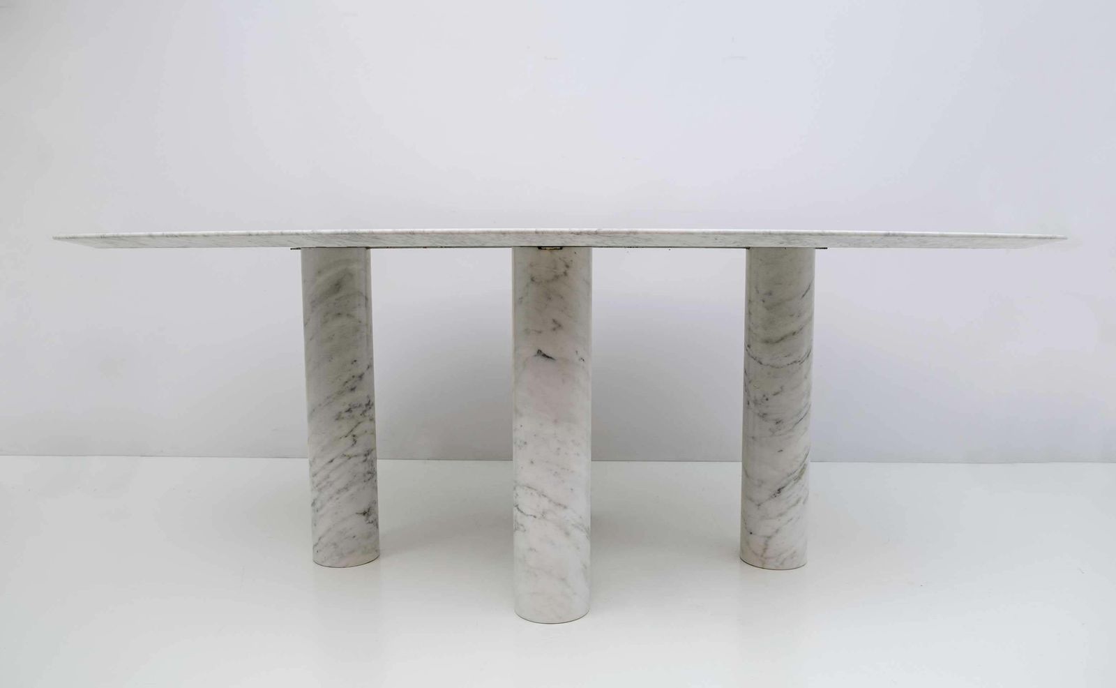 Mario Bellini Italian Carrara Marble Oval Dining Table For Cassina, 70s photo buy