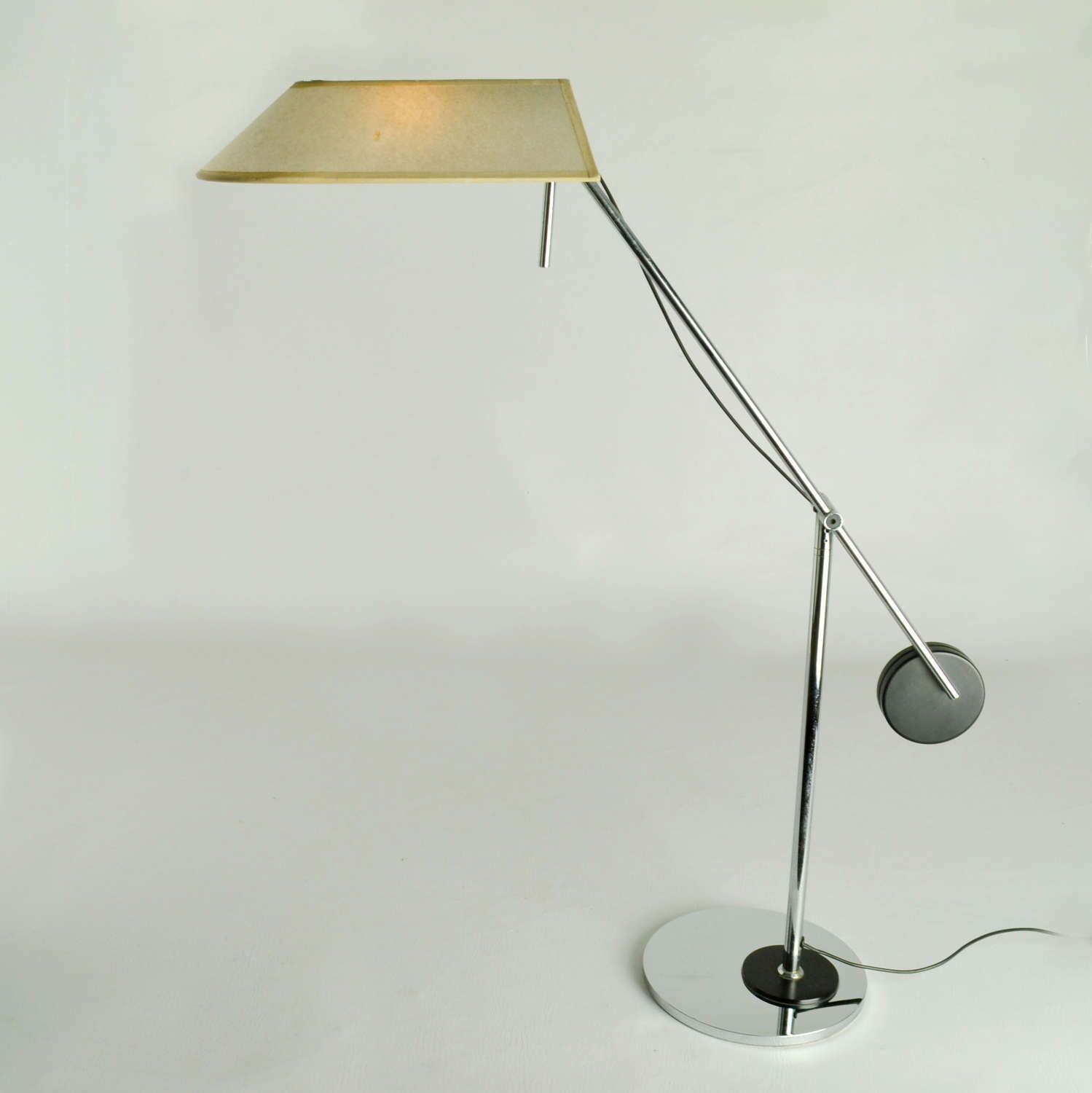 Minimalist Black And Chrome Table Lamp, Counter Balance Swiss 1970's photo vinterior