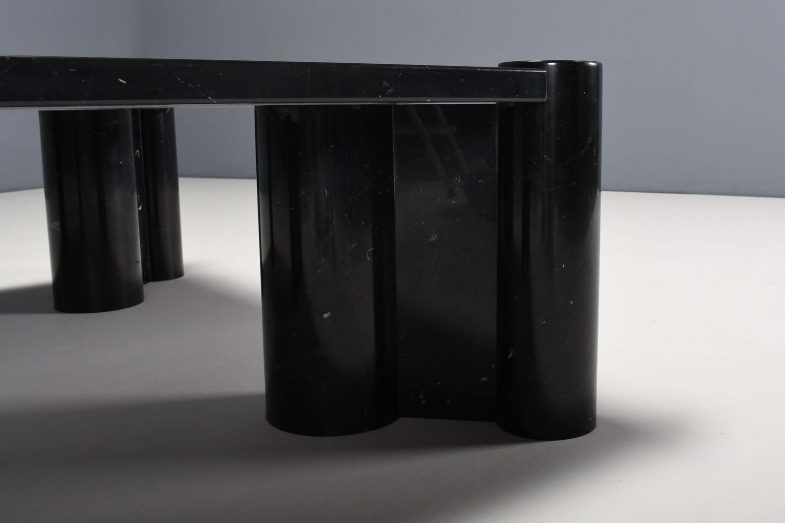Impressive Jumbo Coffee Table By Gae Aulenti For Knoll International, Italy 1965 photo buy