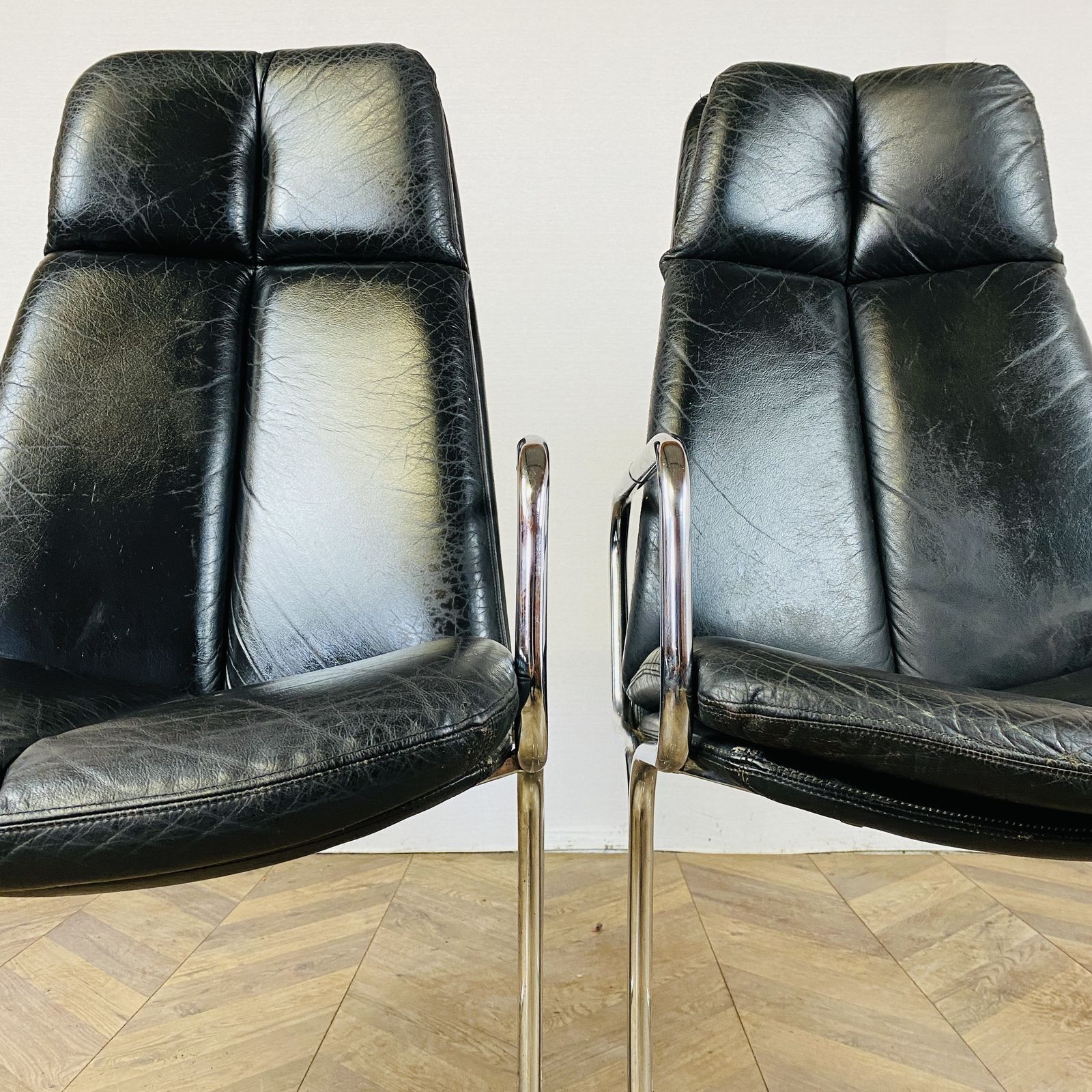 Furniture Vintage Eleganza Armchairs By Tim Bates For Pieff, Set Of 4, 1970s photo