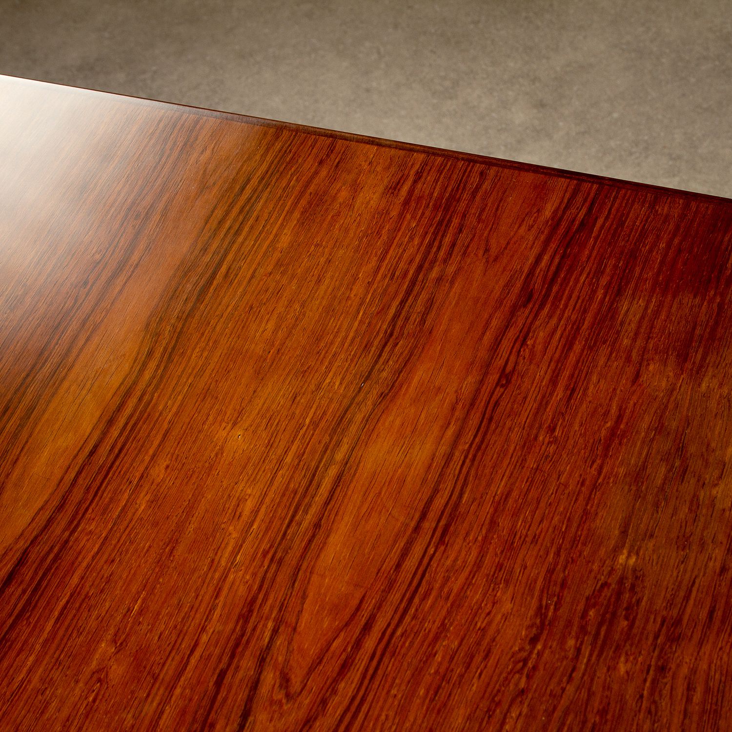photo for sale Model 3605 Desk In Rosewood By Arne Jacobsen For Fritz Hansen, Denmark, 1960s
